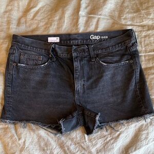GAP black Slim Denim Cutoff Shorts